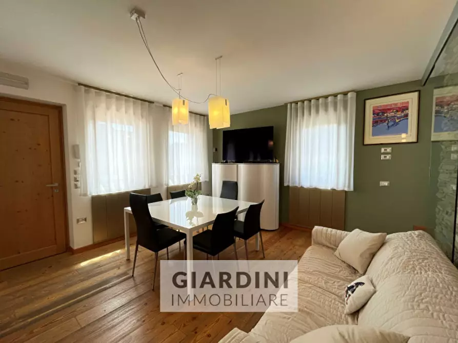 Immagine 4 di Casa trifamiliare in vendita  in Via Ghelpach a Gallio
