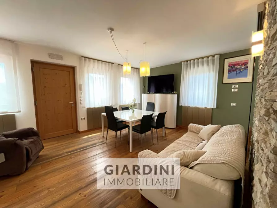 Immagine 10 di Casa trifamiliare in vendita  in Via Ghelpach a Gallio