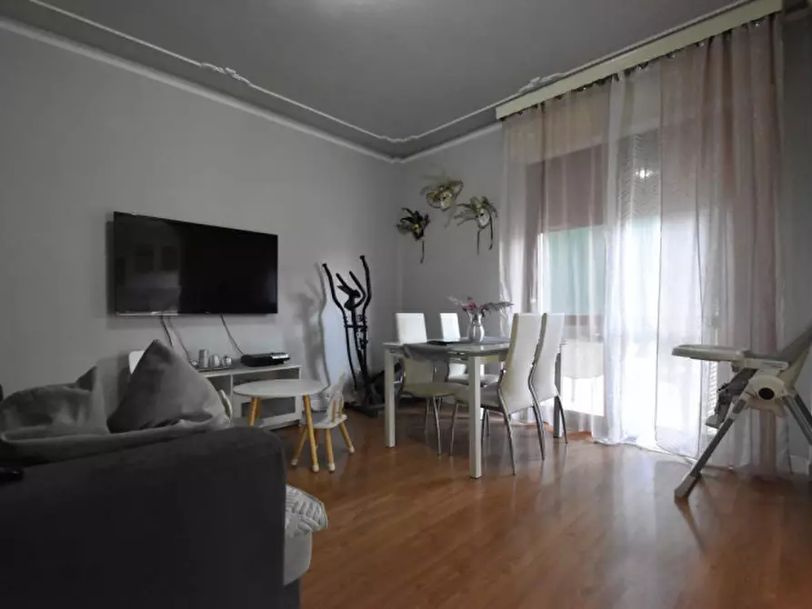 Immagine 17 di Appartamento in vendita  in vicolo burlin 3 a Castelnuovo Del Garda
