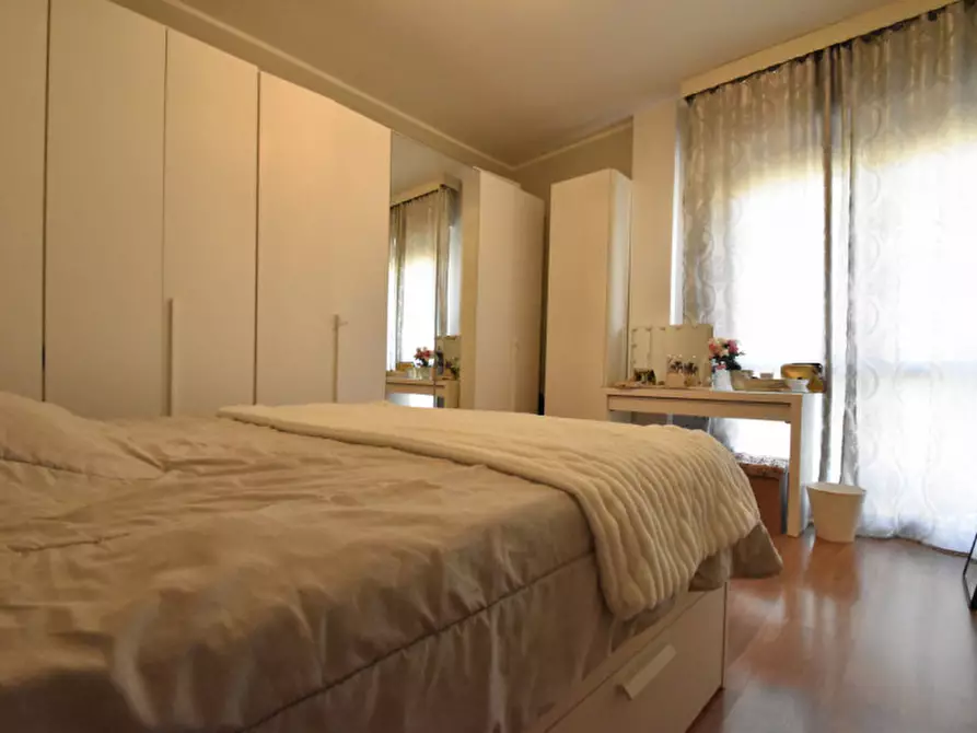 Immagine 27 di Appartamento in vendita  in vicolo burlin 3 a Castelnuovo Del Garda
