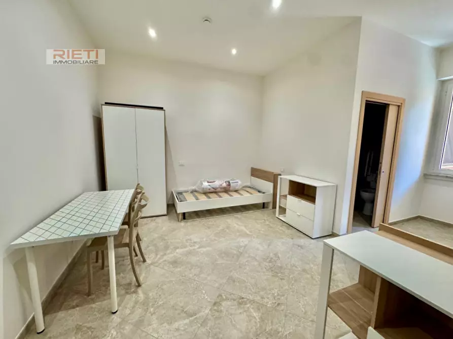 Immagine 16 di Camera in affitto  in Viale Maraini a Rieti