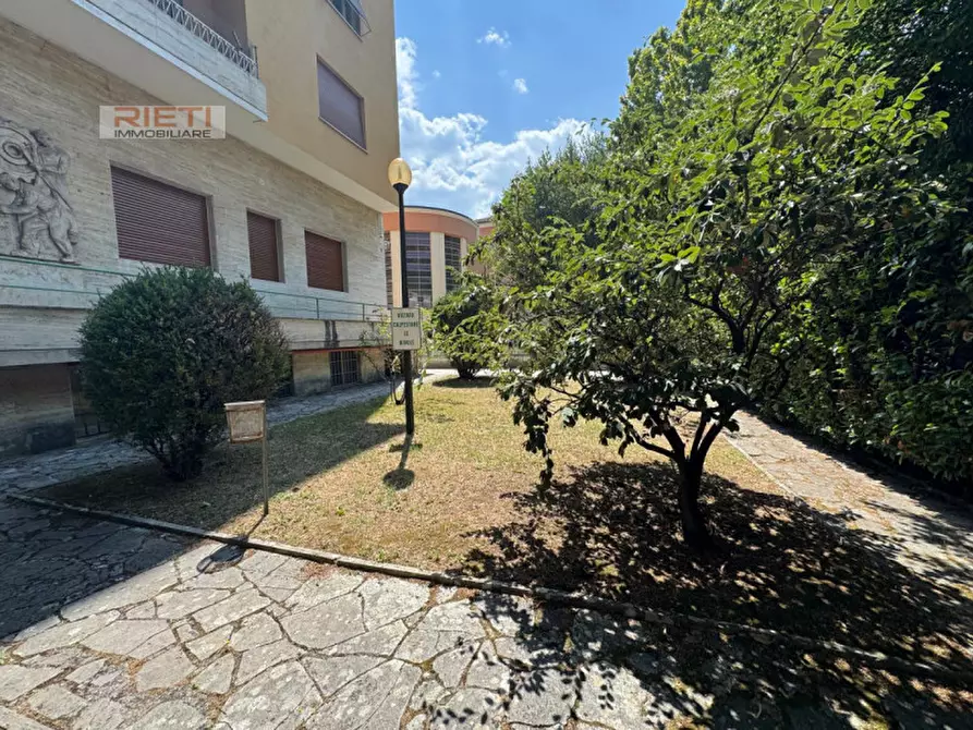 Immagine 24 di Camera in affitto  in Viale Maraini a Rieti