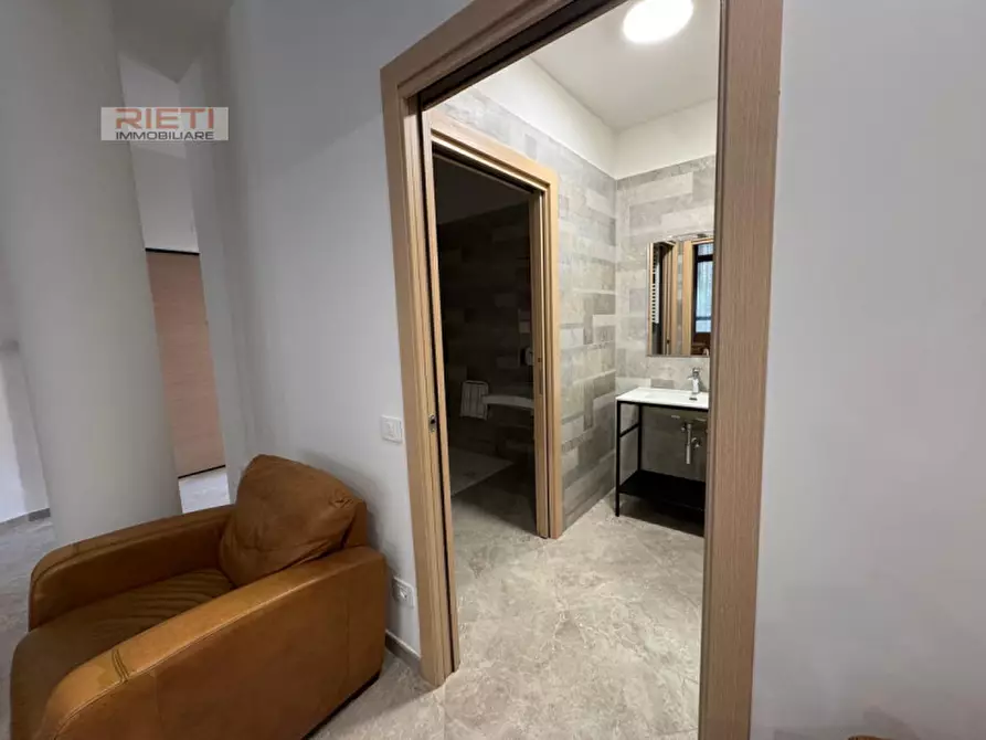 Immagine 27 di Camera in affitto  in Viale Maraini a Rieti