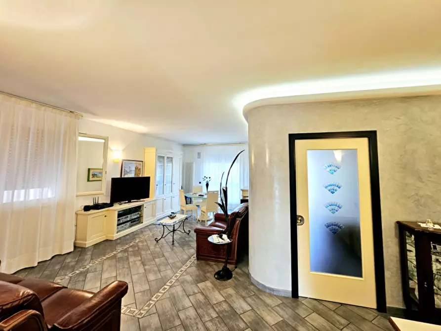 Immagine 1 di Casa indipendente in vendita  in VIA ROMA a Pozzonovo