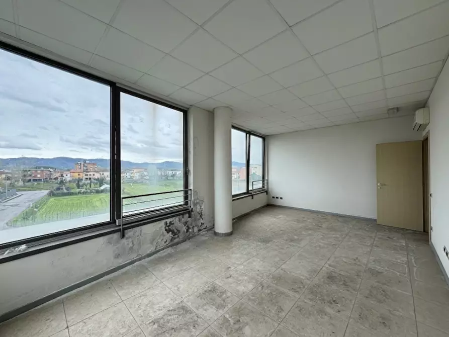 Immagine 5 di Ufficio in vendita  in Via Vincenzo Nardi a Pistoia