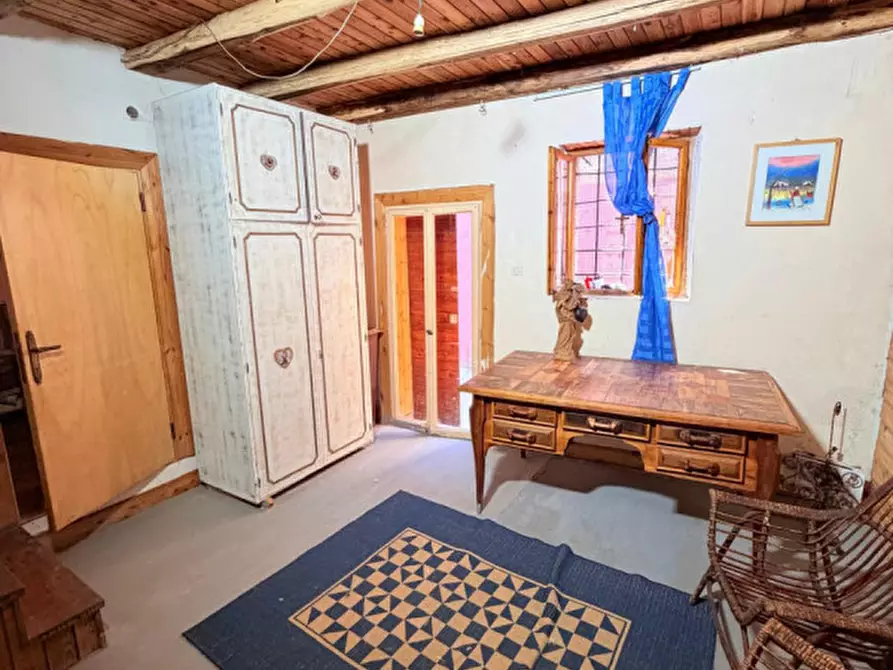 Immagine 6 di Rustico / casale in vendita  in Contrà Vienne 1 a Torrebelvicino