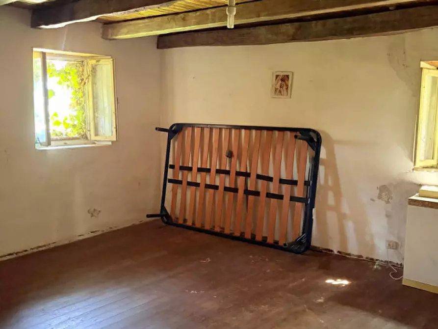 Immagine 10 di Rustico / casale in vendita  in Contrà Vienne 1 a Torrebelvicino