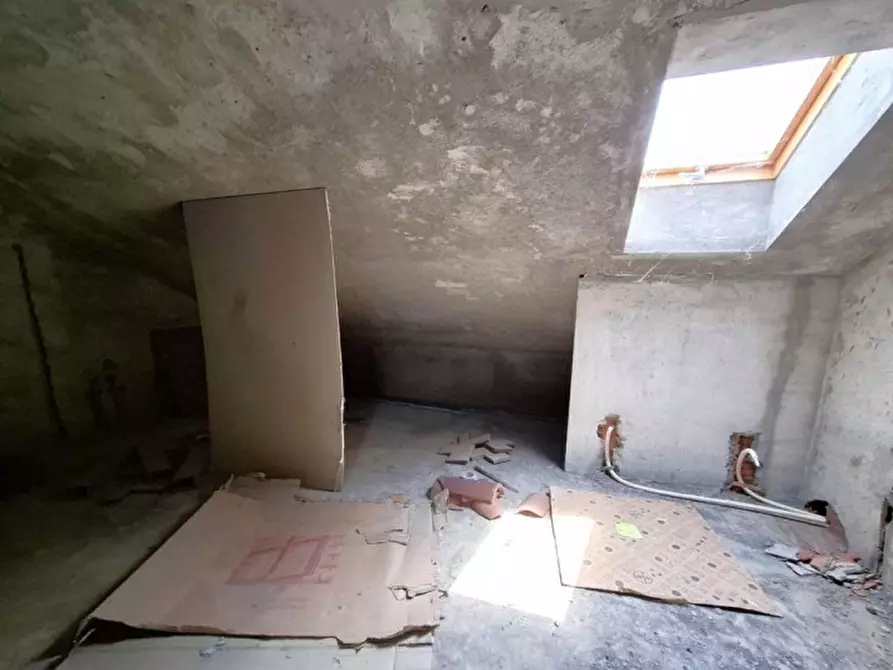 Immagine 2 di Cantina in vendita  in Via Luciano Raschio, 15121 Alessandria AL, Italia a Alessandria