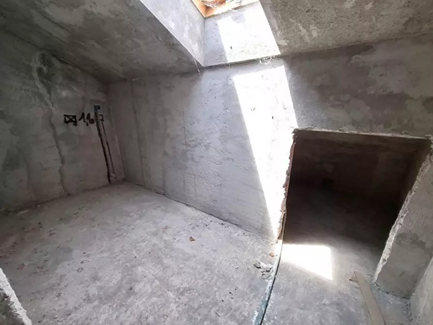 Immagine 5 di Cantina in vendita  in Via Luciano Raschio, 15121 Alessandria AL, Italia a Alessandria