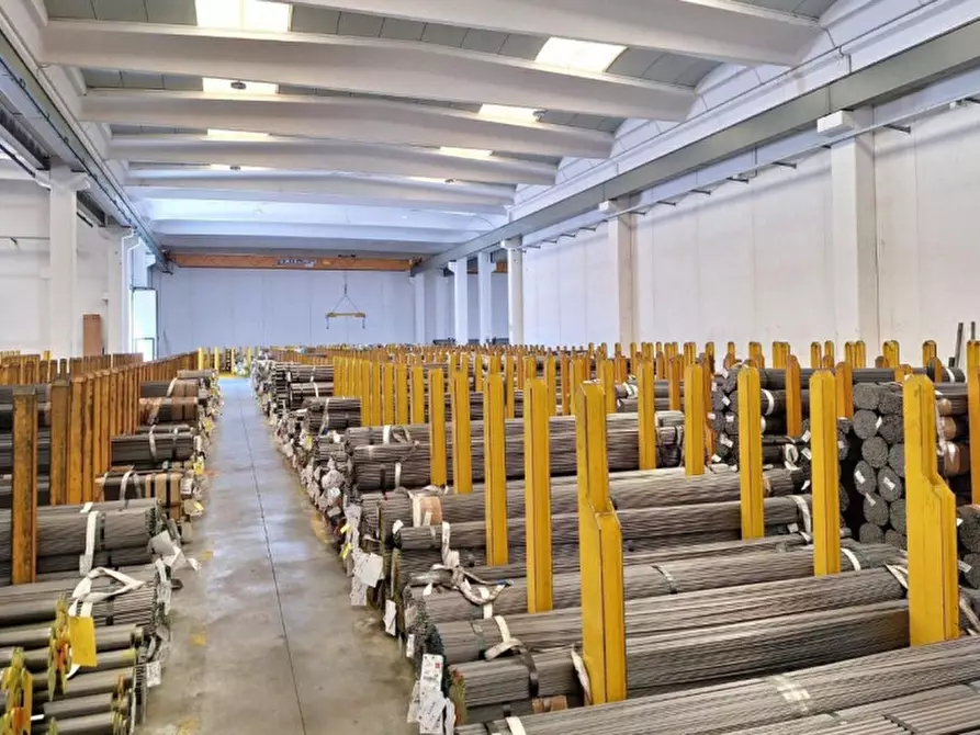 Immagine 1 di Capannone industriale in vendita  in Via Maestri del Lavoro, 12, 60027 Osimo AN, Italia a Osimo