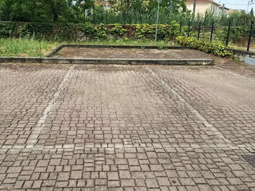 Immagine 1 di Posto auto in vendita  in Via Luciano Raschio, 15121 Alessandria AL, Italia a Alessandria