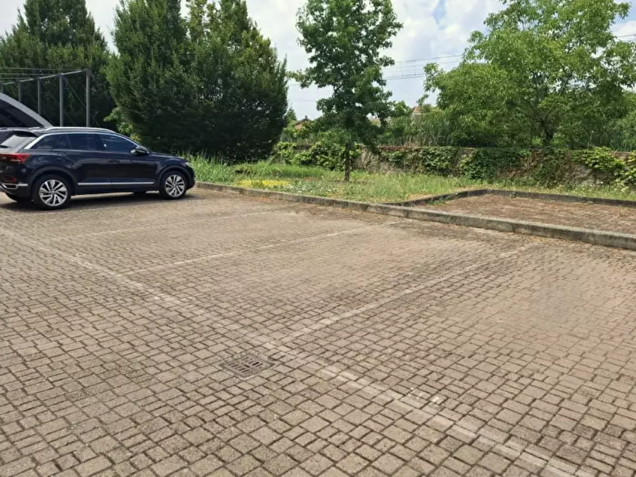 Immagine 4 di Posto auto in vendita  in Via Luciano Raschio, 15121 Alessandria AL, Italia a Alessandria