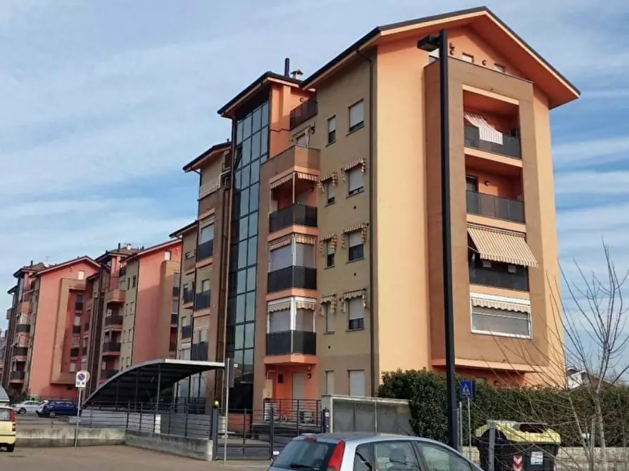 Immagine 2 di Posto auto in vendita  in Via Luciano Raschio, 15121 Alessandria AL, Italia a Alessandria