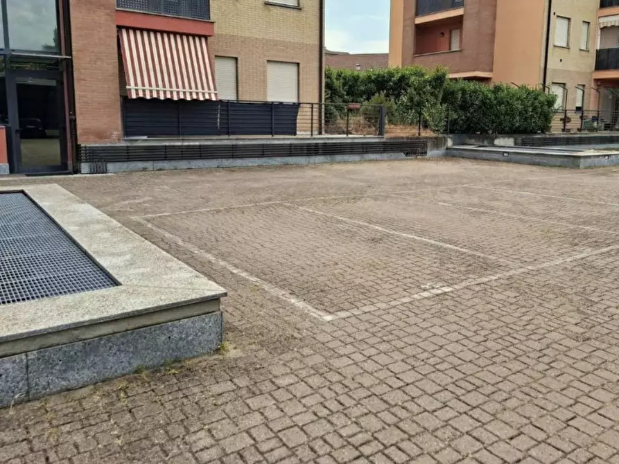 Immagine 3 di Posto auto in vendita  in Via Luciano Raschio, 15121 Alessandria AL, Italia a Alessandria