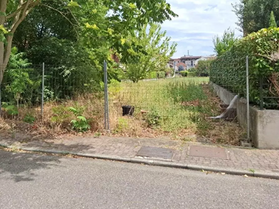Immagine 6 di Terreno in vendita  in Via Luciano Raschio, 15121 Alessandria AL, Italia a Alessandria