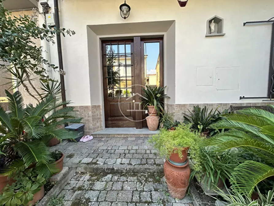 Immagine 1 di Casa bifamiliare in vendita  in Via Antonio Meucci a Campi Bisenzio