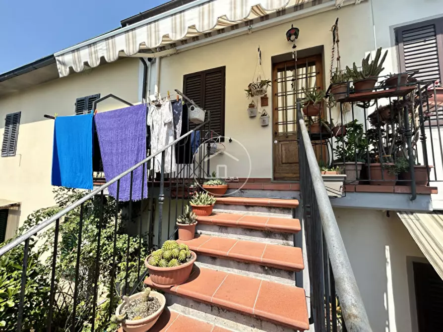 Immagine 20 di Casa bifamiliare in vendita  in Via Antonio Meucci a Campi Bisenzio