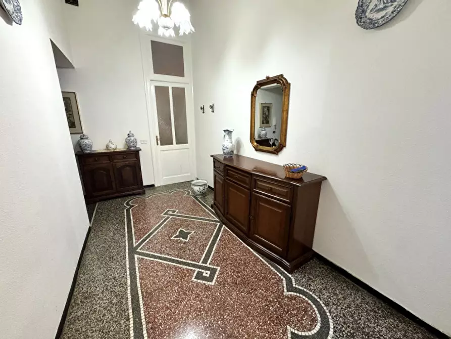 Immagine 2 di Appartamento in vendita  in Via Santorre di Santarosa a Savona