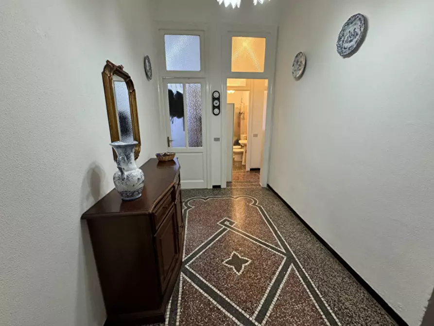 Immagine 9 di Appartamento in vendita  in Via Santorre di Santarosa a Savona