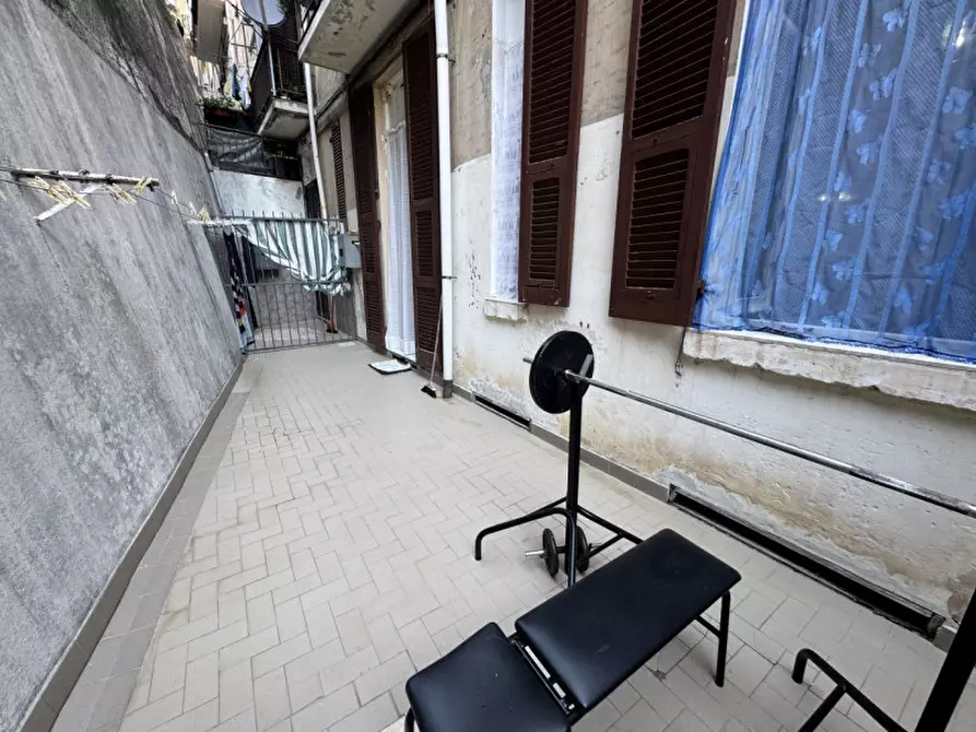 Immagine 14 di Appartamento in vendita  in Via Santorre di Santarosa a Savona