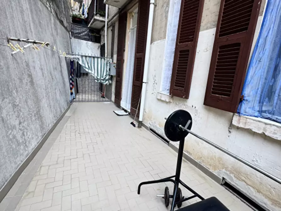 Immagine 15 di Appartamento in vendita  in Via Santorre di Santarosa a Savona