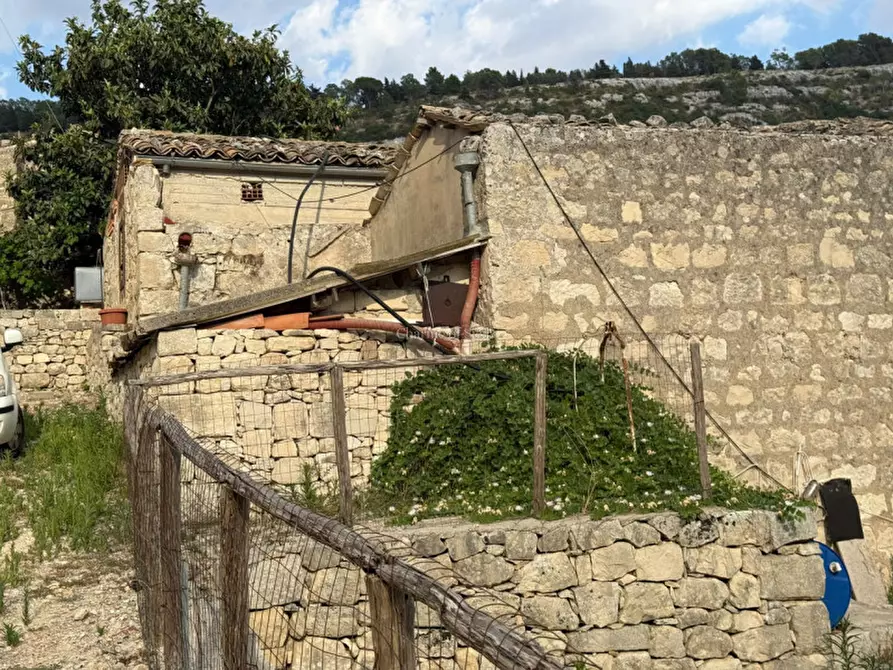 Immagine 14 di Casa indipendente in vendita  in Via Fiumara a Modica