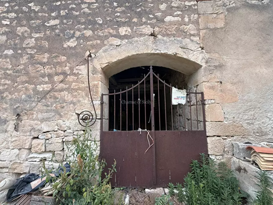 Immagine 52 di Casa indipendente in vendita  in Via Fiumara a Modica