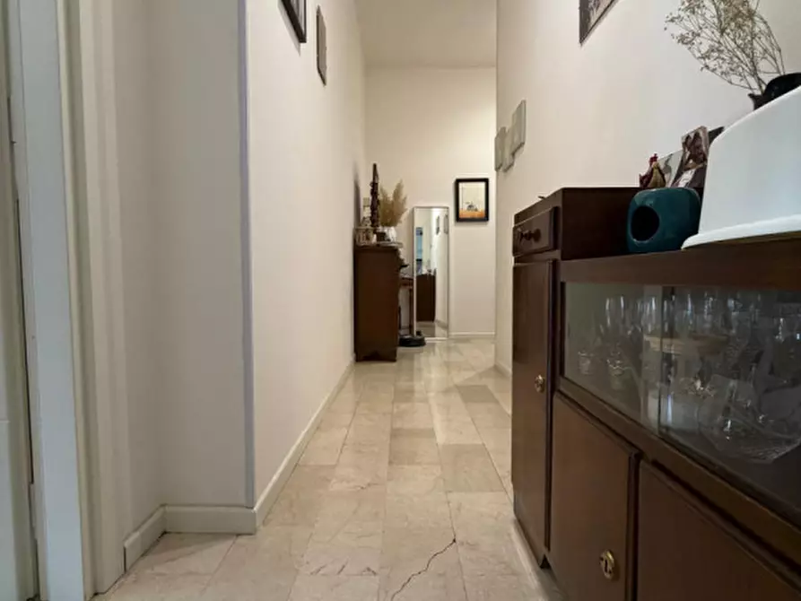 Immagine 12 di Appartamento in vendita  in va Guglielmo Oberdan 4 a Brescia