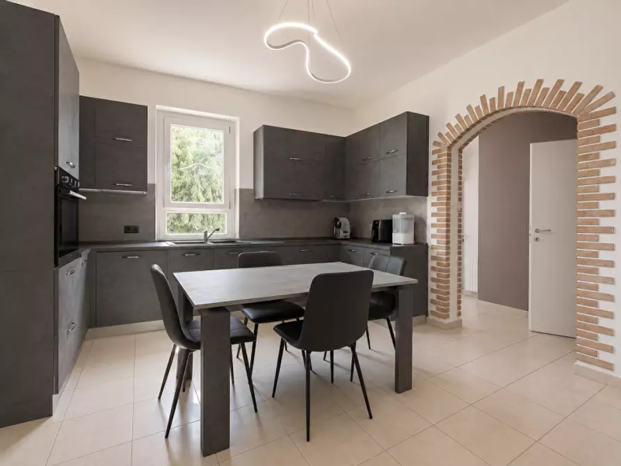Immagine 8 di Casa indipendente in vendita  a Senigallia