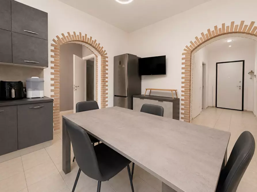 Immagine 10 di Casa indipendente in vendita  a Senigallia