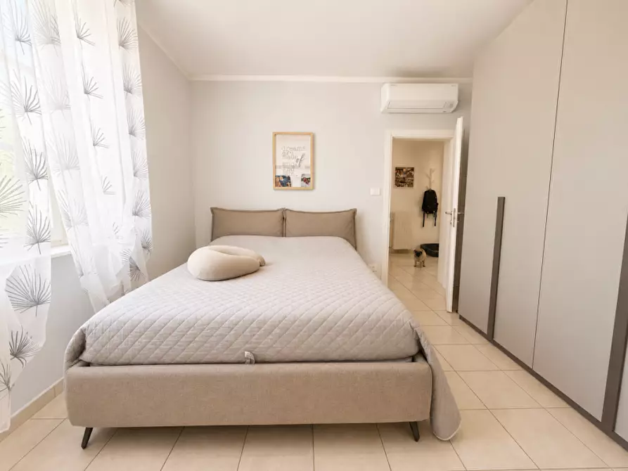 Immagine 14 di Casa indipendente in vendita  a Senigallia