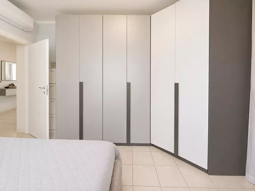 Immagine 15 di Casa indipendente in vendita  a Senigallia