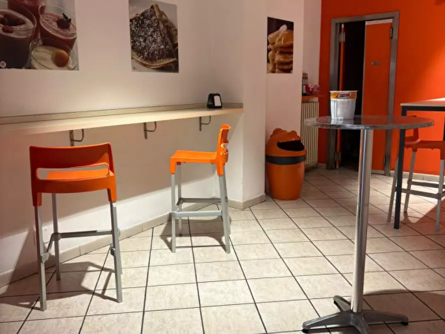 Immagine 7 di Attività commerciale in vendita  in Via Aurelio Saffi  13 a Casale Monferrato