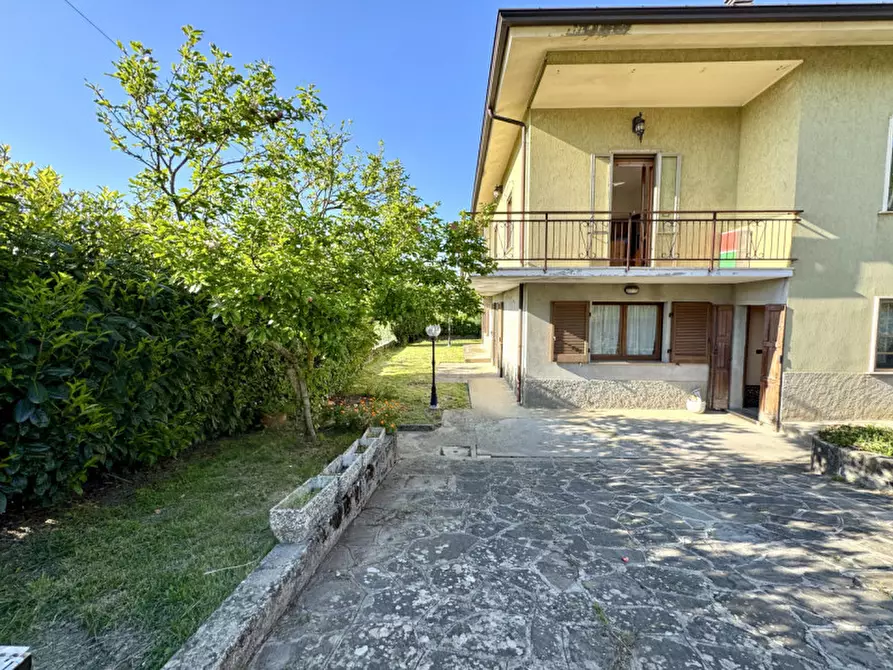 Immagine 15 di Casa bifamiliare in vendita  in via al lago, 15 a Varsi