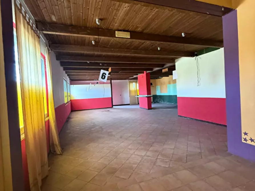 Immagine 6 di Negozio in vendita  in Strada Maestà Bassa a Roccabianca