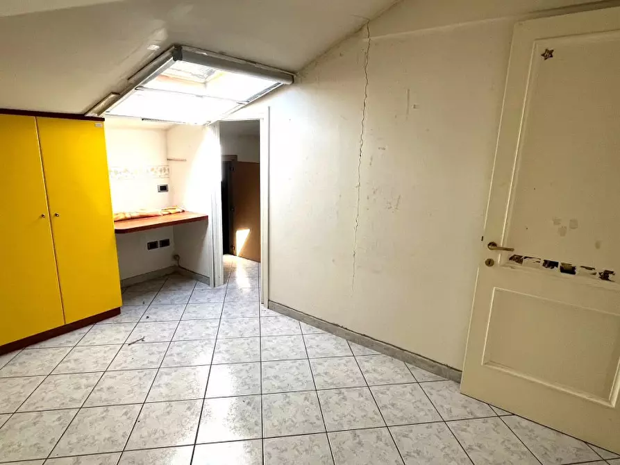 Immagine 28 di Appartamento in vendita  in Via delle Grotte a Perugia