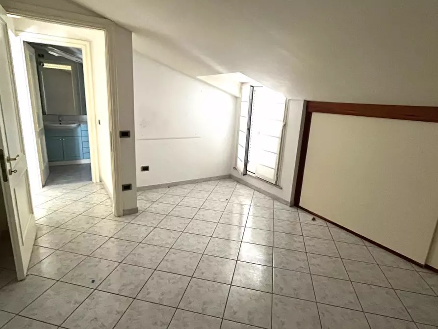Immagine 30 di Appartamento in vendita  in Via delle Grotte a Perugia
