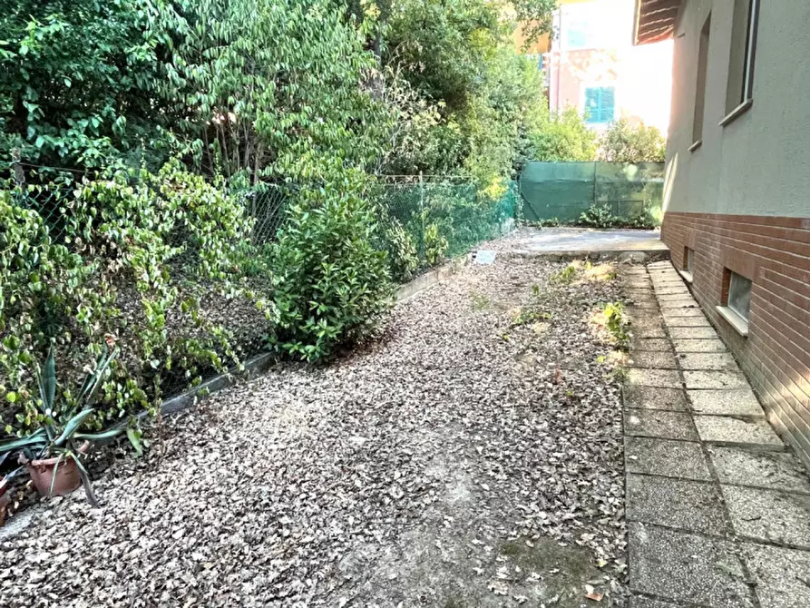 Immagine 33 di Appartamento in vendita  in Via delle Grotte a Perugia
