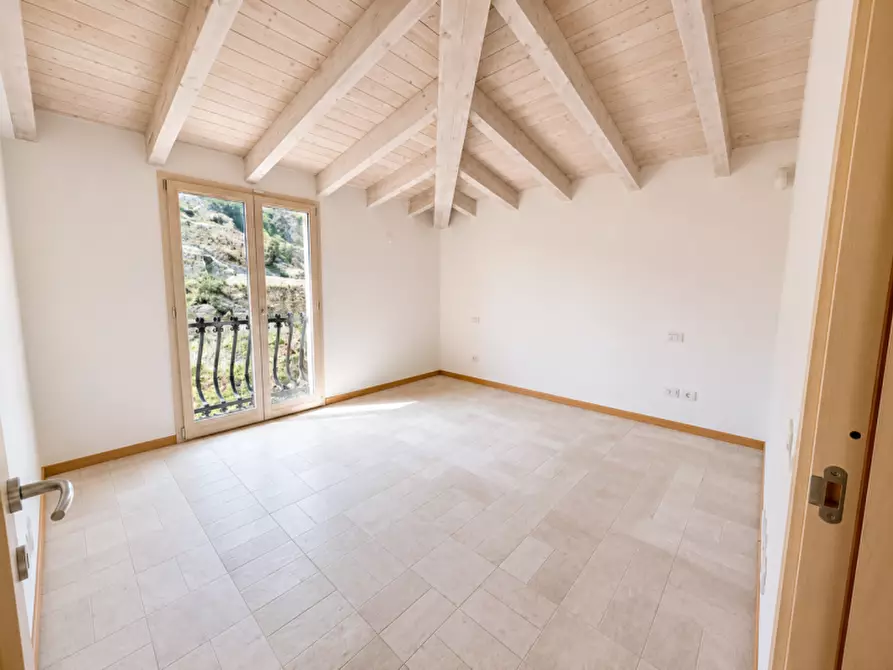 Immagine 2 di Appartamento in vendita  in via spargi a Arzachena