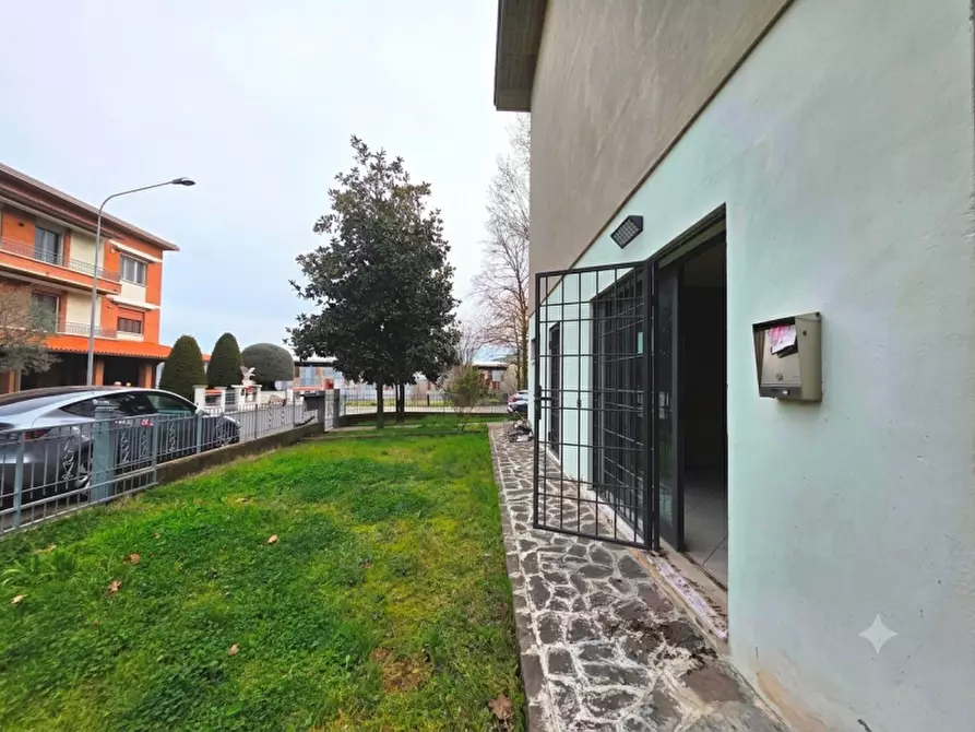 Immagine 5 di Ufficio in vendita  in Via Marzabotto a Savignano Sul Panaro