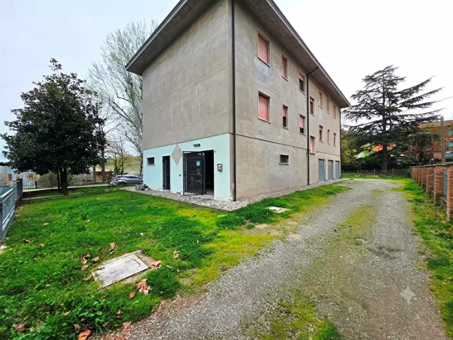 Immagine 10 di Ufficio in vendita  in Via Marzabotto a Savignano Sul Panaro