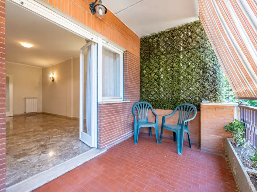 Immagine 10 di Appartamento in vendita  in Via Quirino Roscioni 13 a Roma