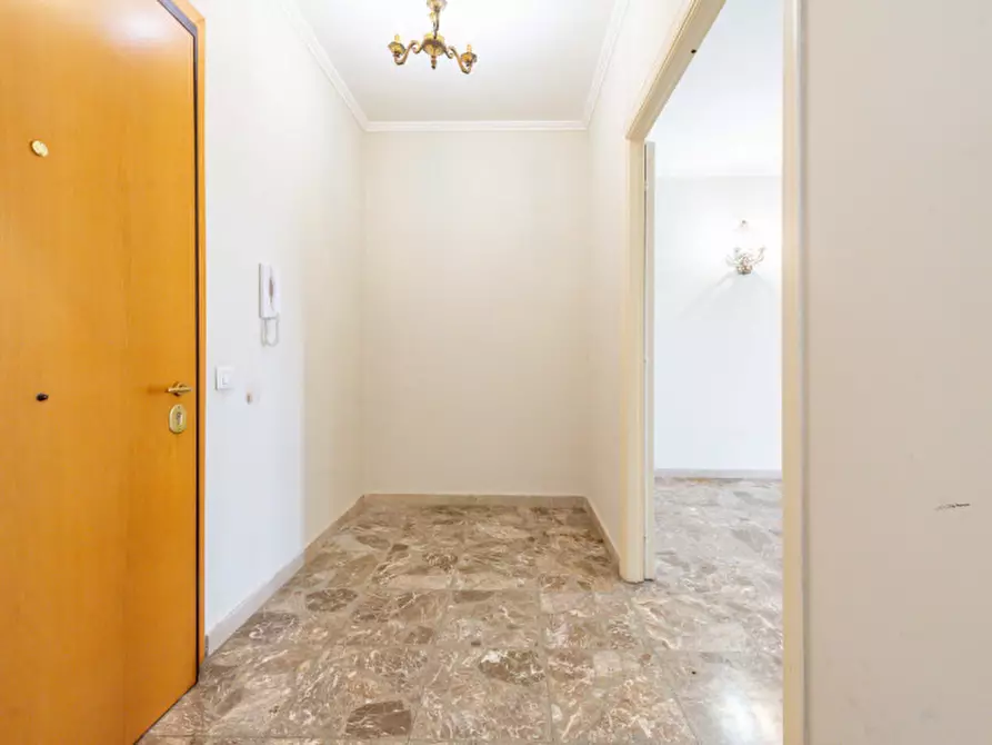 Immagine 12 di Appartamento in vendita  in Via Quirino Roscioni 13 a Roma