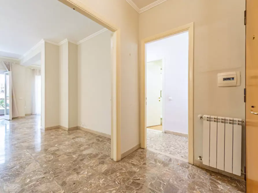 Immagine 14 di Appartamento in vendita  in Via Quirino Roscioni 13 a Roma
