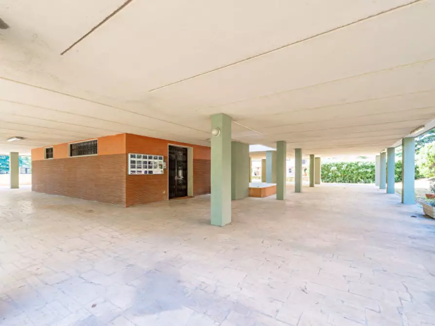 Immagine 37 di Appartamento in vendita  in Via Quirino Roscioni 13 a Roma