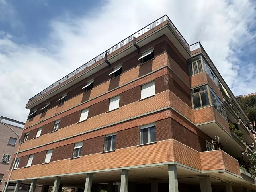Immagine 40 di Appartamento in vendita  in Via Quirino Roscioni 13 a Roma