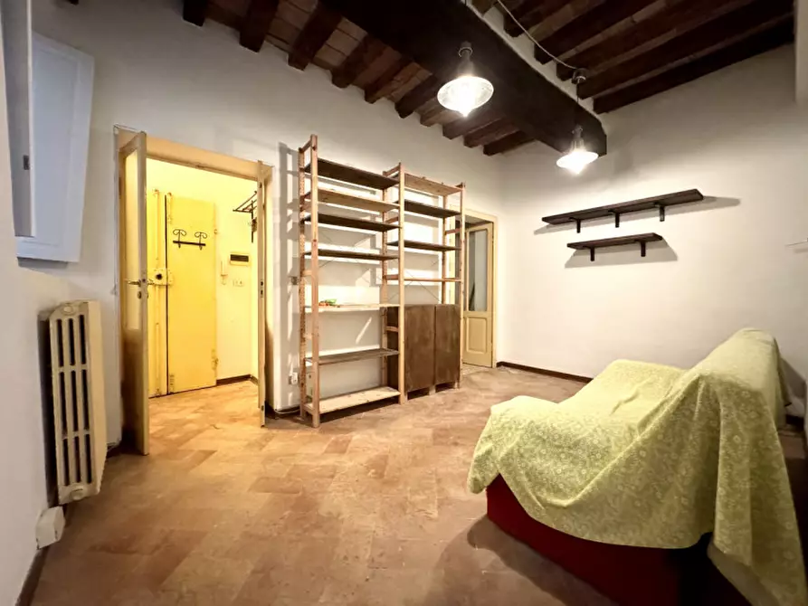 Immagine 4 di Appartamento in vendita  in borgo della posta, 24 a Parma