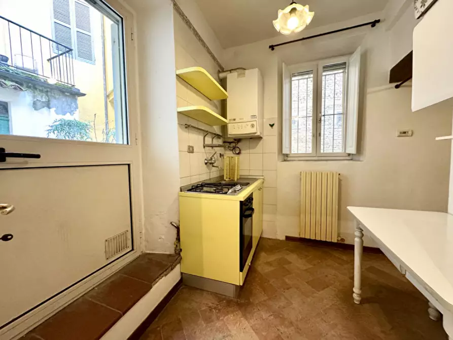 Immagine 8 di Appartamento in vendita  in borgo della posta, 24 a Parma