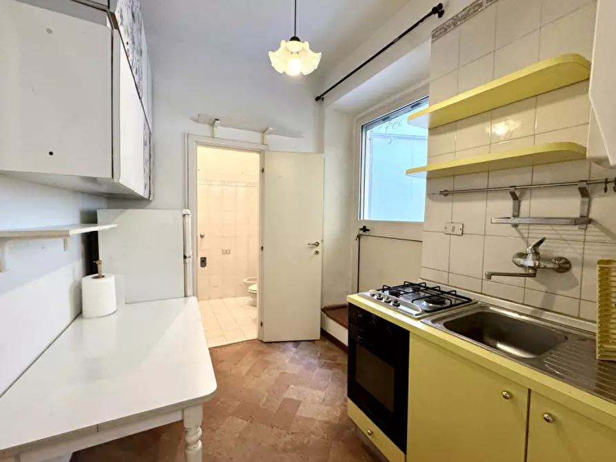 Immagine 9 di Appartamento in vendita  in borgo della posta, 24 a Parma