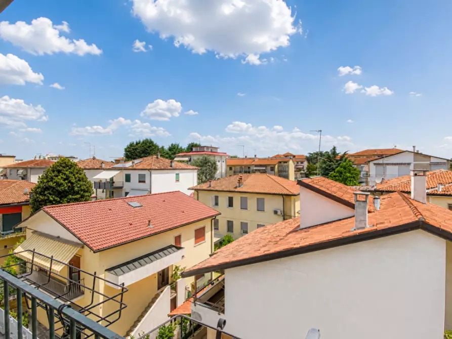 Immagine 8 di Appartamento in vendita  in Via Giuseppe Parini a Vicenza